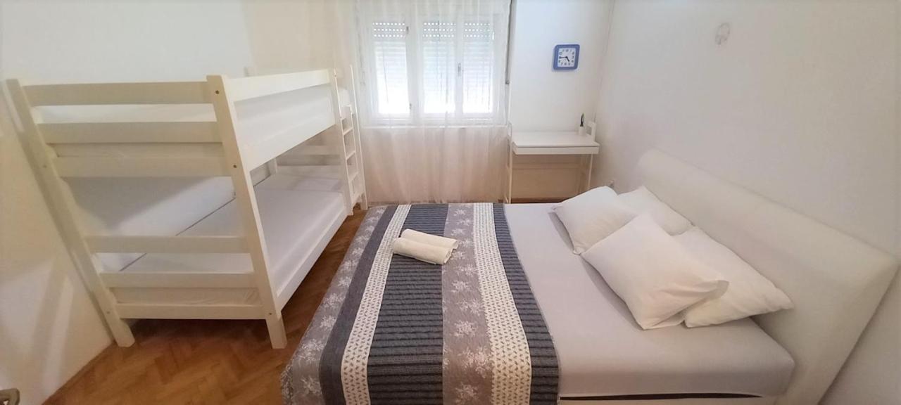 Apartment Tiger Lily Мостар Экстерьер фото
