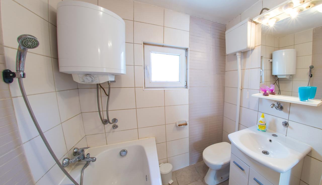 Apartment Tiger Lily Мостар Экстерьер фото