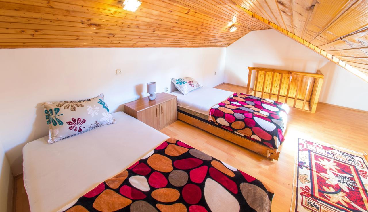 Apartment Tiger Lily Мостар Экстерьер фото